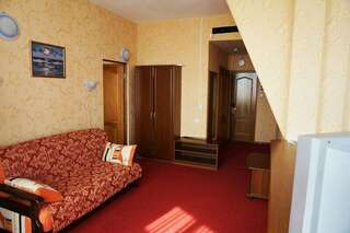 Гостиница Мирабель Анапа первой  категории (стандарт  комфорт двухкомнатный)-8